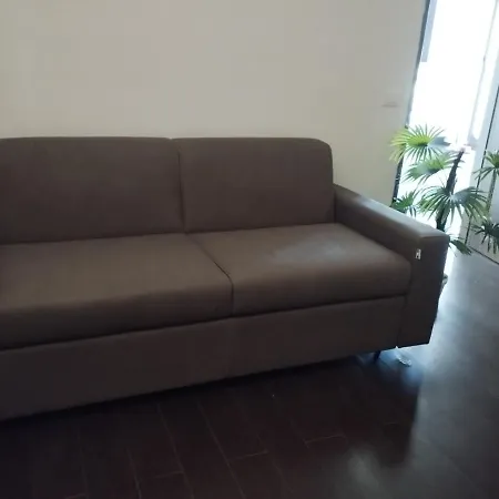 Benny House *