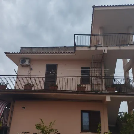 Benny House * Νετούνο